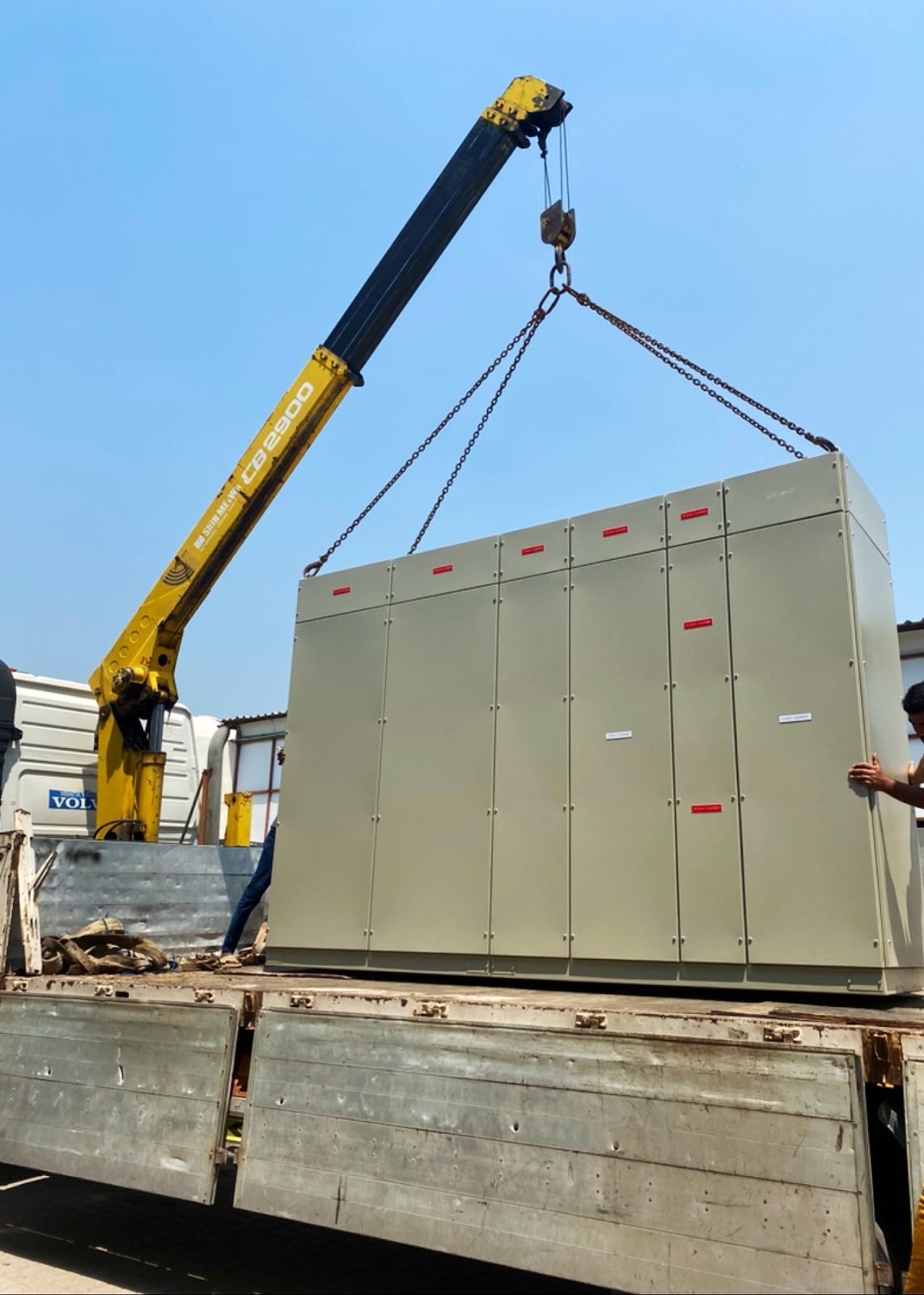 Dispatch & Delivery — Al Misbah Al Sehri switchgear, Dubai